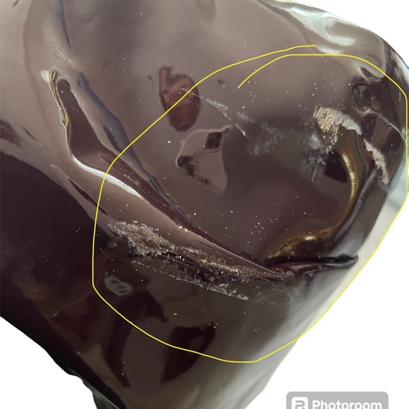 COACH Patent Leather handbag. - Picture 7 of 7